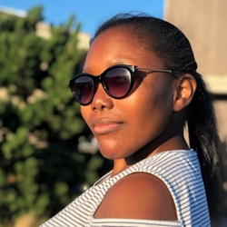 A picture of Keshia Rose.